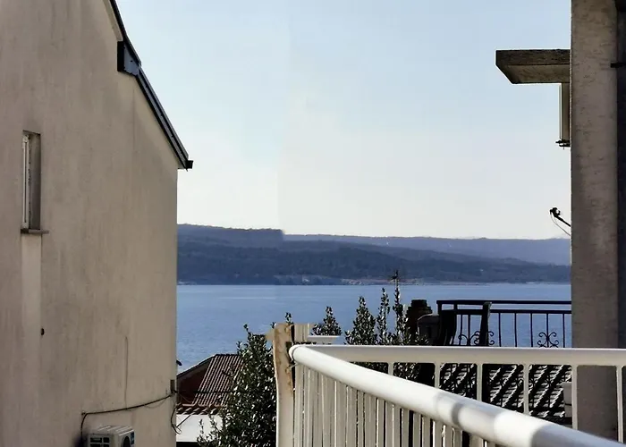 Schoenes Mit Terrasse By Interhome *