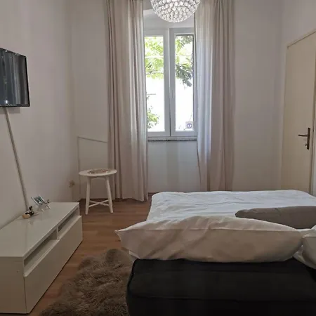 Schoenes Mit Terrasse By Interhome * Цриквеница