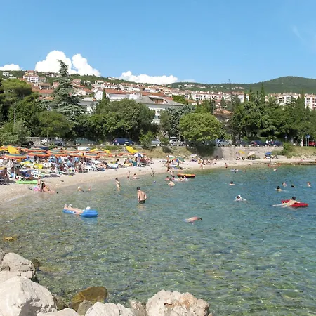 Apartament Schoenes Mit Terrasse By Interhome *