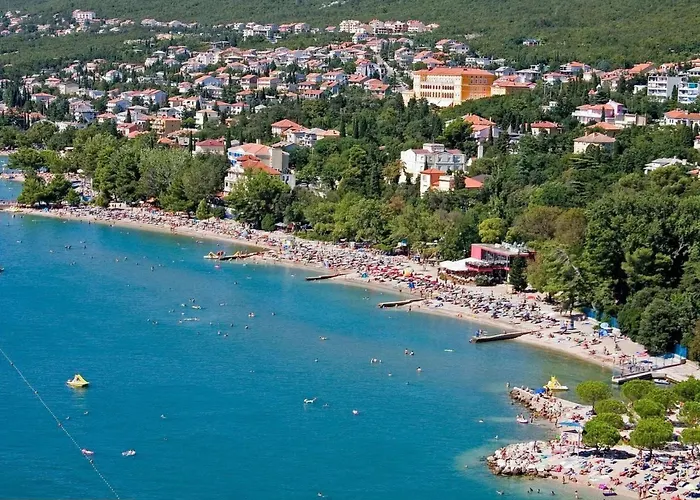 Apartament Schoenes Mit Terrasse By Interhome