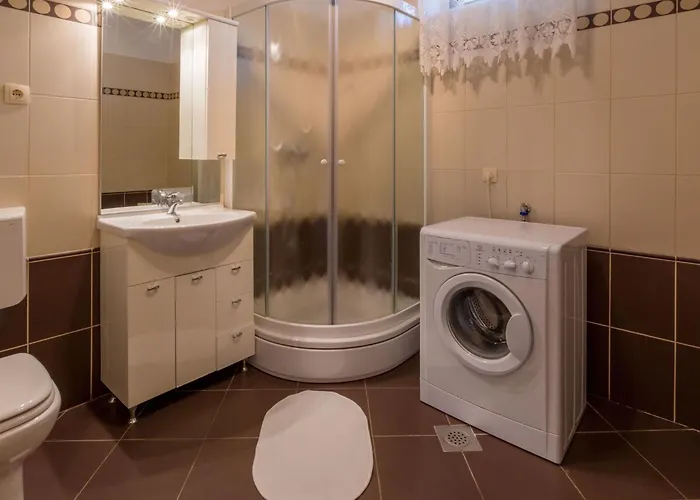 Schoenes Mit Terrasse By Interhome Apartament *