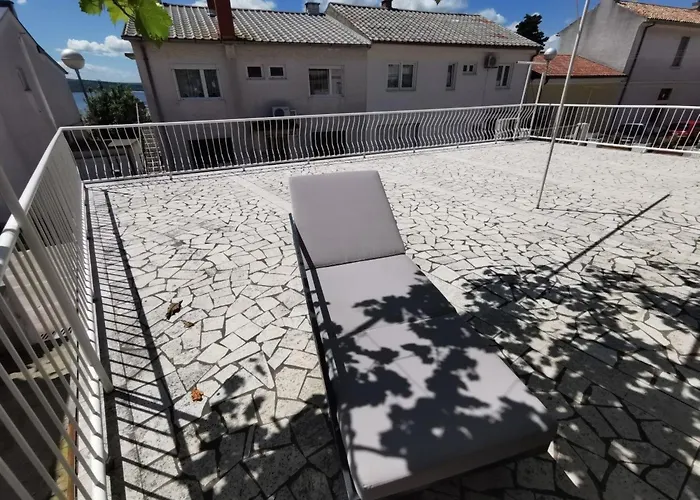 Schoenes Mit Terrasse By Interhome *